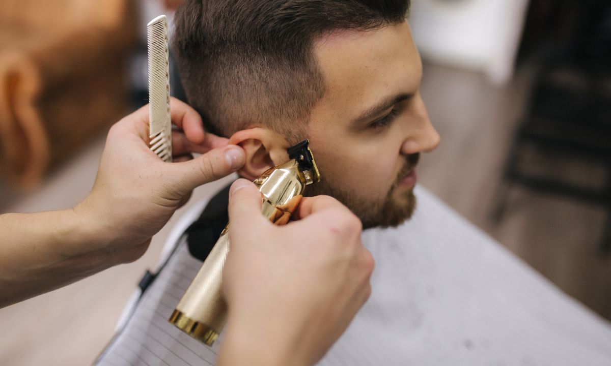 découvrez les dernières tendances de la coupe casquette pour sublimer votre style. idées, conseils et inspirations pour adopter cette coiffure moderne et facile à entretenir.